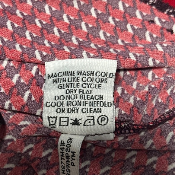 Tommy Hilfiger Red Patterned Women's Top - Picture 2 of 9